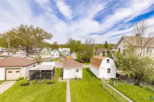 3909 W 4th St, Duluth, MN 55807 - Photo 2