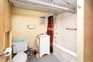 2101 E 1st St, Duluth, MN 55812 - Photo 36