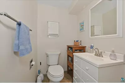 11C Hayes Ct, Superior, WI 54880 - Photo 10