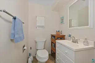11C Hayes Ct, Superior, WI 54880 - Photo 10