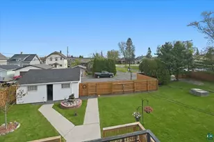 11C Hayes Ct, Superior, WI 54880 - Photo 4