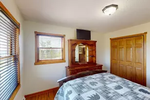 6423 Little Marais Rd, Silver Bay, MN 55614 - Photo 38