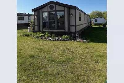 19 Magnolia Dr, Duluth, MN 55810 - Photo 2
