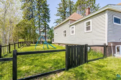 30 E 11th St, Duluth, MN 55805 - Photo 4