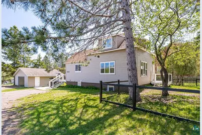 30 E 11th St, Duluth, MN 55805 - Photo 1