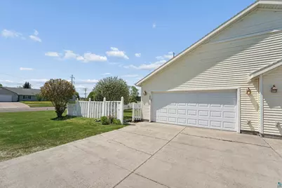 1422 New York Ave #6, Superior, WI 54880 - Photo 22