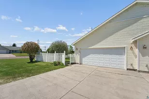 1422 New York Ave, Superior, WI 54880 - Photo 22