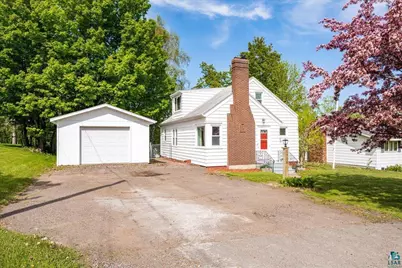 1904 Piedmont Ave, Duluth, MN 55811 - Photo 2