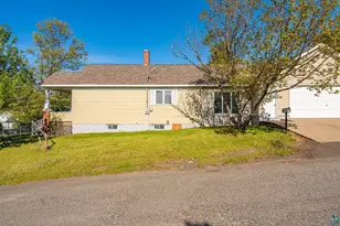 304 E James St, Ely, MN 55731 - Photo 32