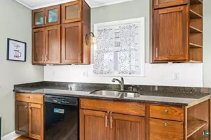 4706 Pitt St, Duluth, MN 55804 - Photo 10