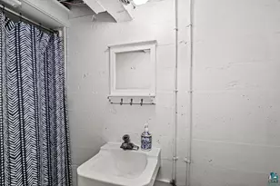 4706 Pitt St, Duluth, MN 55804 - Photo 32