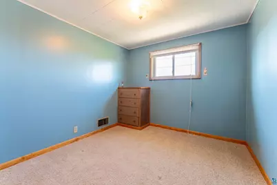 1419 E Chapman St, Ely, MN 55731 - Photo 20