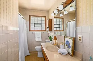 2627 W 15th St, Duluth, MN 55806 - Photo 14
