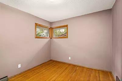 2627 W 15th St, Duluth, MN 55806 - Photo 12