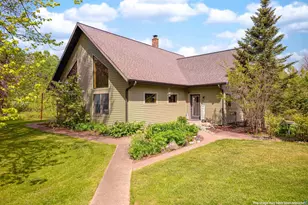 123 22nd Ave W, Ashland, WI 54806 - Photo 2