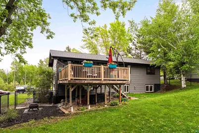 2401 W 23rd St, Duluth, MN 55811 - Photo 42