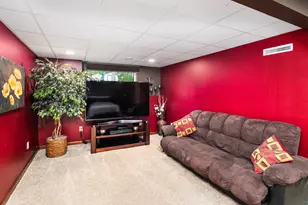 2401 W 23rd St, Duluth, MN 55811 - Photo 30