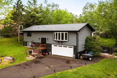 2401 W 23rd St, Duluth, MN 55811 - Photo 2