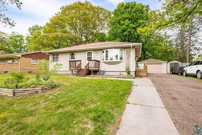 1724 Warren Ave, Duluth, MN 55811 - Photo 52