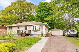 1724 Warren Ave, Duluth, MN 55811 - Photo 42
