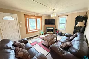 2029 Anderson Rd, Duluth, MN 55811 - Photo 2