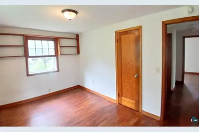 216 Park Ave, Sandstone, MN 55702 - Photo 30