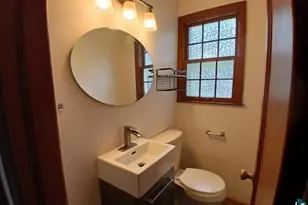 216 Park Ave, Sandstone, MN 55702 - Photo 20
