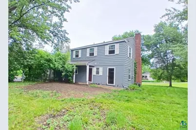 216 Park Ave, Sandstone, MN 55702 - Photo 2