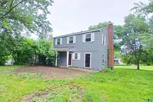 216 Park Ave, Sandstone, MN 55702 - Photo 2