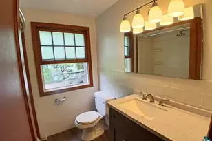 216 Park Ave, Sandstone, MN 55702 - Photo 32