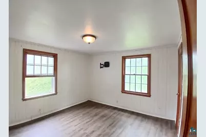 216 Park Ave, Sandstone, MN 55702 - Photo 22