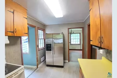 216 Park Ave, Sandstone, MN 55702 - Photo 18