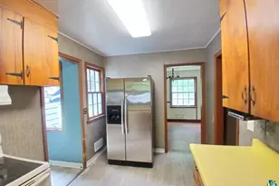 216 Park Ave, Sandstone, MN 55702 - Photo 18