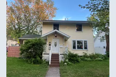 302 Ave C, Cloquet, MN 55720 - Photo 1
