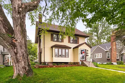 2001 E 9th St, Duluth, MN 55812 - Photo 1