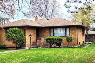 4428 Pitt St, Duluth, MN 55804 - Photo 1
