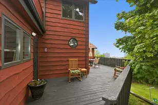 2022 W 7th St, Duluth, MN 55806 - Photo 14