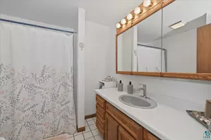 2022 W 7th St, Duluth, MN 55806 - Photo 12