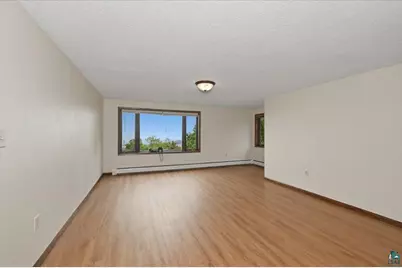 20-22 W 7th St, Duluth, MN 55806 - Photo 16