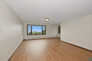 2022 W 7th St, Duluth, MN 55806 - Photo 16