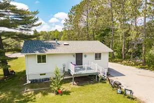 4108 Trinity Rd, Duluth, MN 55811 - Photo 4
