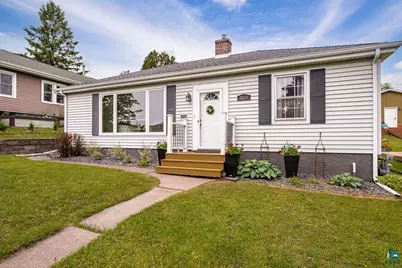 5211 Oneida St, Duluth, MN 55804 - Photo 2