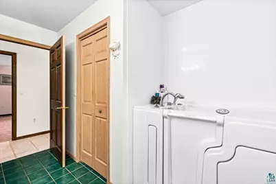 3007 E 7th St, Superior, WI 54880 - Photo 54