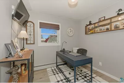 2210 Ohio Ave, Superior, WI 54880 - Photo 10