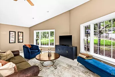 1904 Hartley Rd, Duluth, MN 55803 - Photo 16