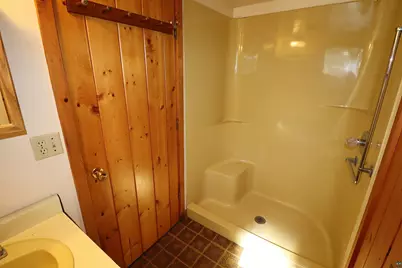 930 Superior Ave, Washburn, WI 54891 - Photo 32