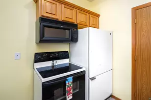 1305 Hammond Ave, Superior, WI 54880 - Photo 8