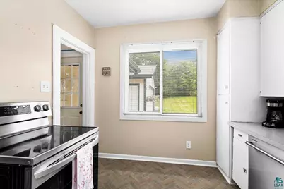 131 E Winona St, Duluth, MN 55803 - Photo 16