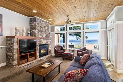 596 Larsmont Way #310, Two Harbors, MN 55616 - Photo 4