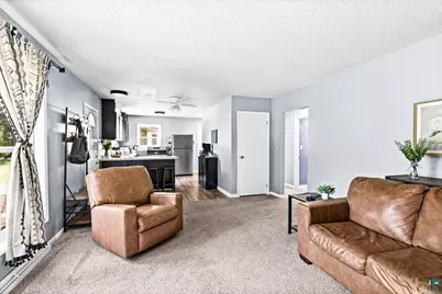 516 W Quince St, Duluth, MN 55811 - Photo 10